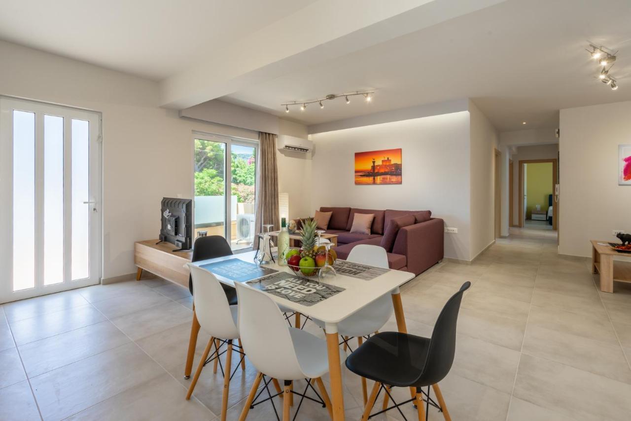 Apartment Massimo Ялисос Екстериор снимка