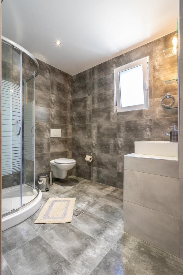 Apartment Massimo Ялисос Екстериор снимка