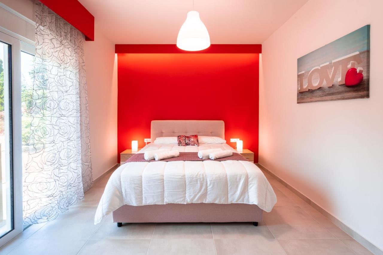 Apartment Massimo Ялисос Екстериор снимка