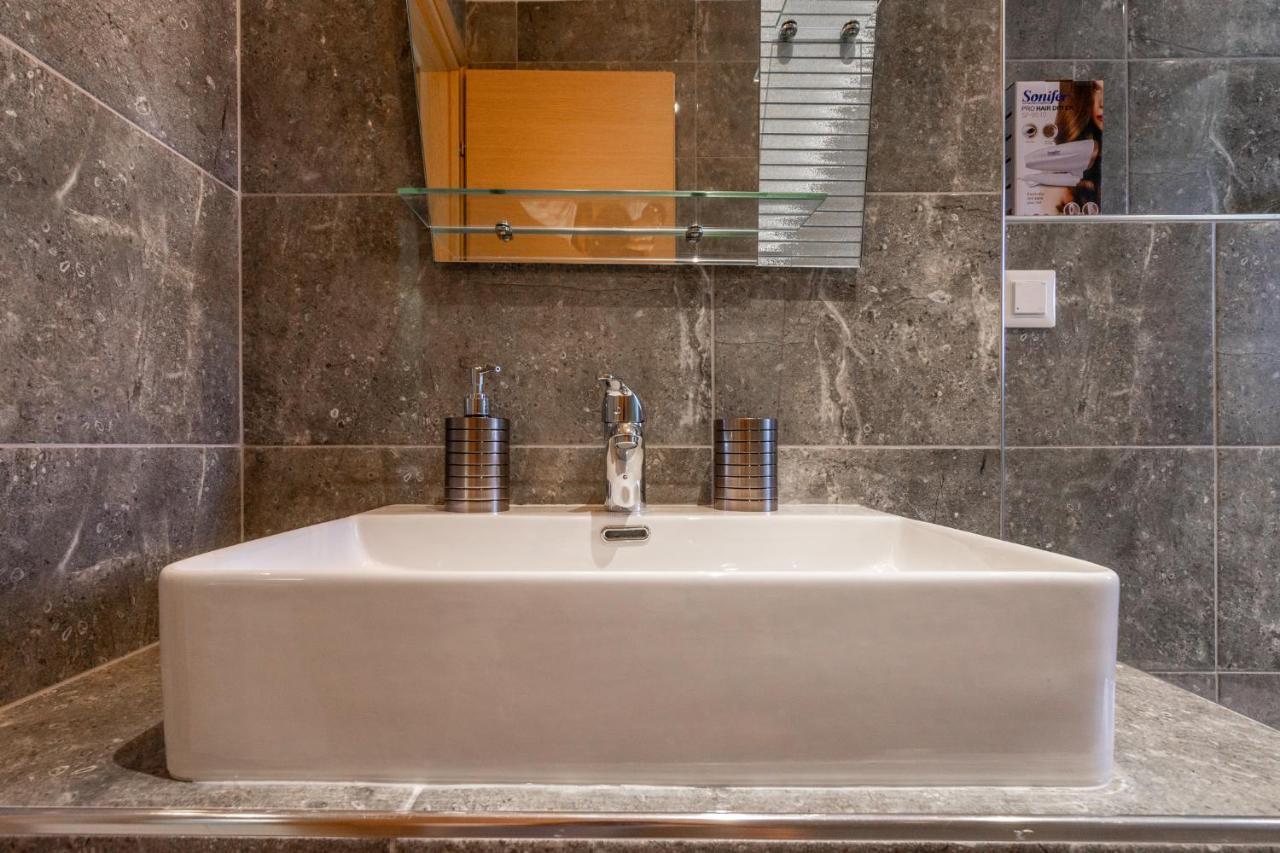 Apartment Massimo Ялисос Екстериор снимка